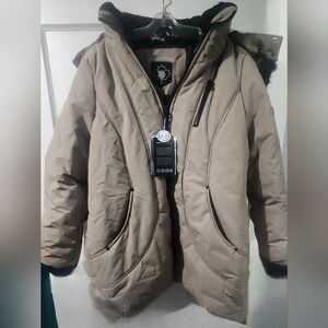 NWT Women's Beige Oppenheimer Winter Jacket with Faux Fur Hood size: L